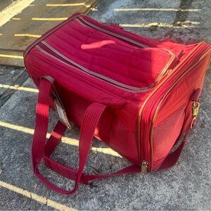 Sherpa Original Deluxe Airline-Approved Red Dog Carrier Travel Bag in Medium